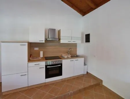 Pjer 2 Apartamento Bibinje