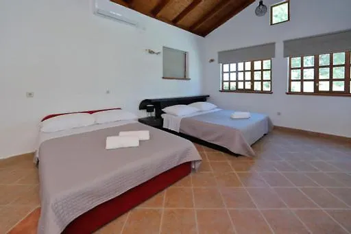 Apartamento Pjer 2
